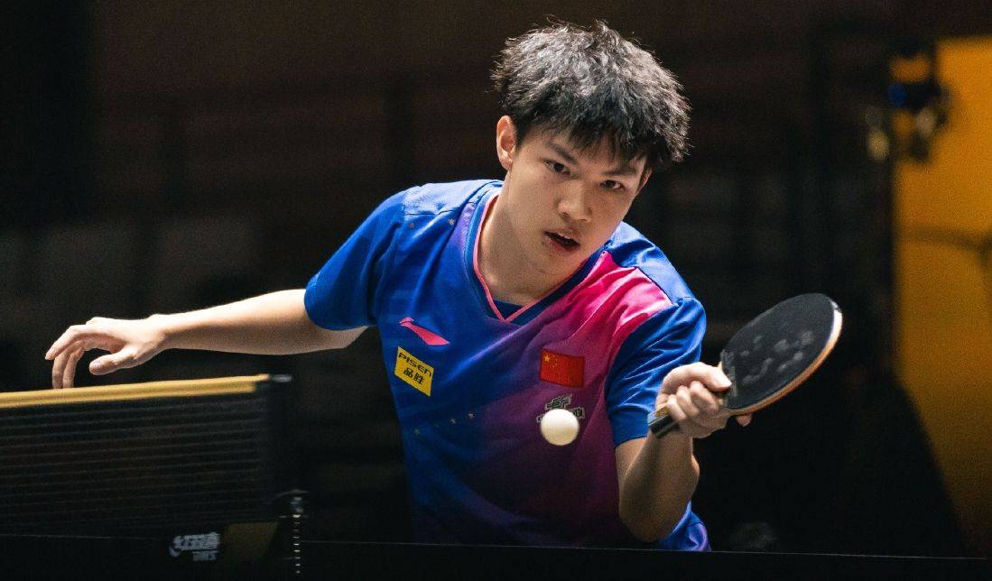 布林肯妻子和亨特照片-玖鼎电竞