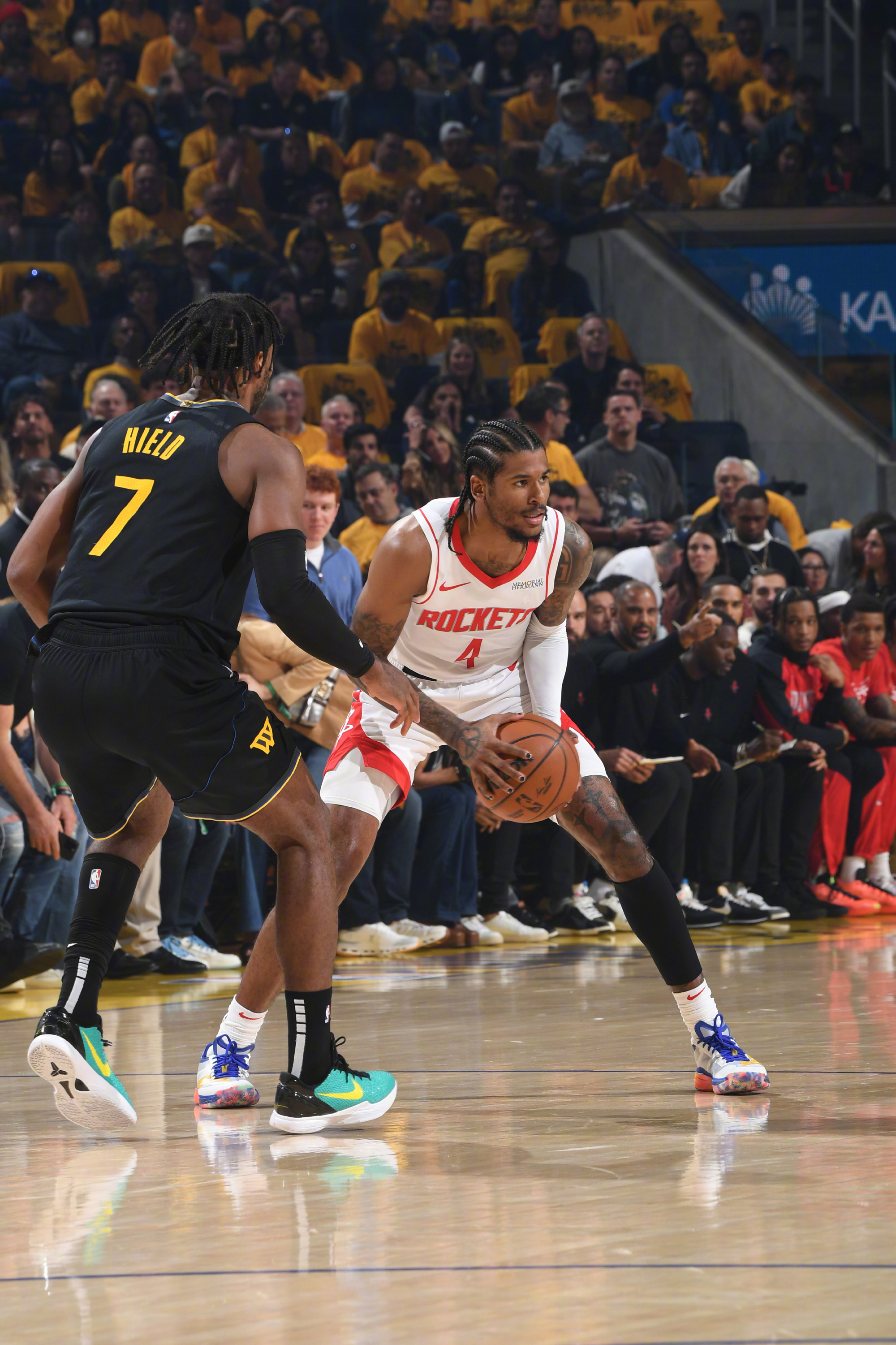 今晚NBA常规赛焦点战；多伦多猛龙官宣签约；管理层满意；年轻球员得到机会的简单介绍