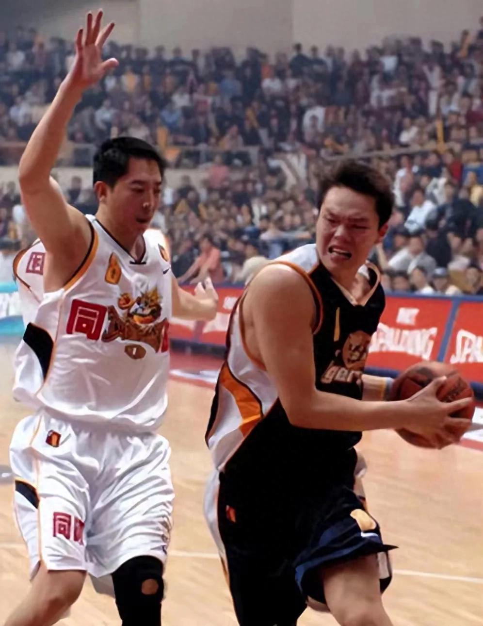 赛前勒沃库森备战CBA常规赛，临场应变细节曝光，悬念犹存，赛程密集仍需轮换(勒沃库森输的最惨的比赛)