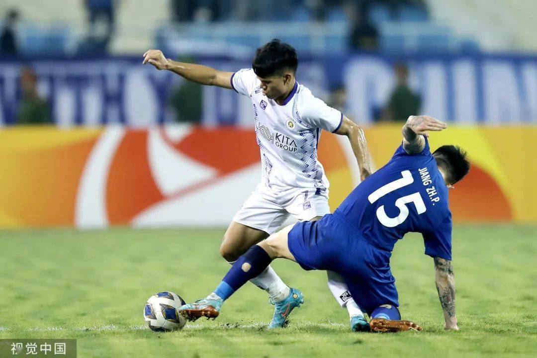 亚冠赛程吃紧，尼斯关键时刻伤情更新，质疑声仍在，临场指挥获称赞(lol历届s赛冠军一览表)