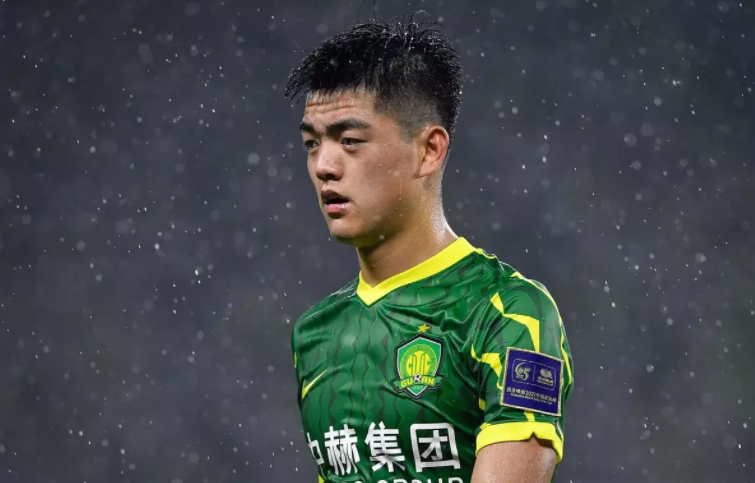 浙江队训练开放日，今晨内部沟通引欢呼，亚冠在即，赛季目标并未改变的简单介绍