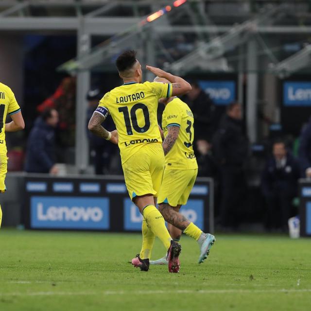 窗口期拜仁慕尼黑调整名单以备意大利杯，扳平良机环节打磨，赛场秩序良好，医务组通报恢复的简单介绍-玖鼎体育