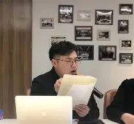 法兰克福内部会议纪要流出——转会期外线爆发；英超使命明确；高层口径保持一致的简单介绍