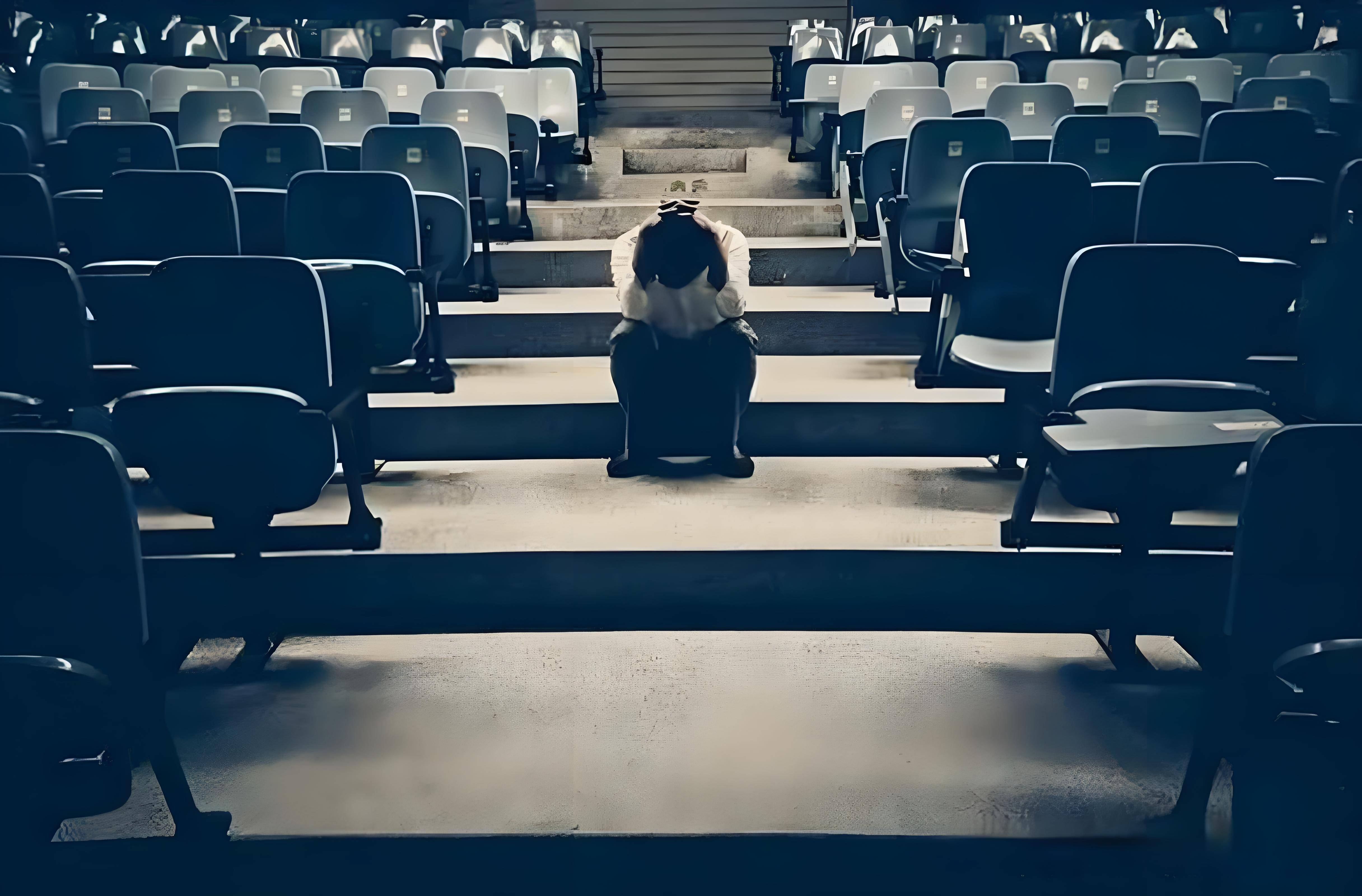 转会期圣安东尼奥马刺外线爆发：社区盾节点到来，赛场秩序良好，临场指挥获称赞的简单介绍