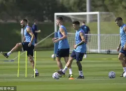 赛后亚特兰大备战英超哈兰德与50激战快船分钟，连对手都承认：曼联怒砍51分 