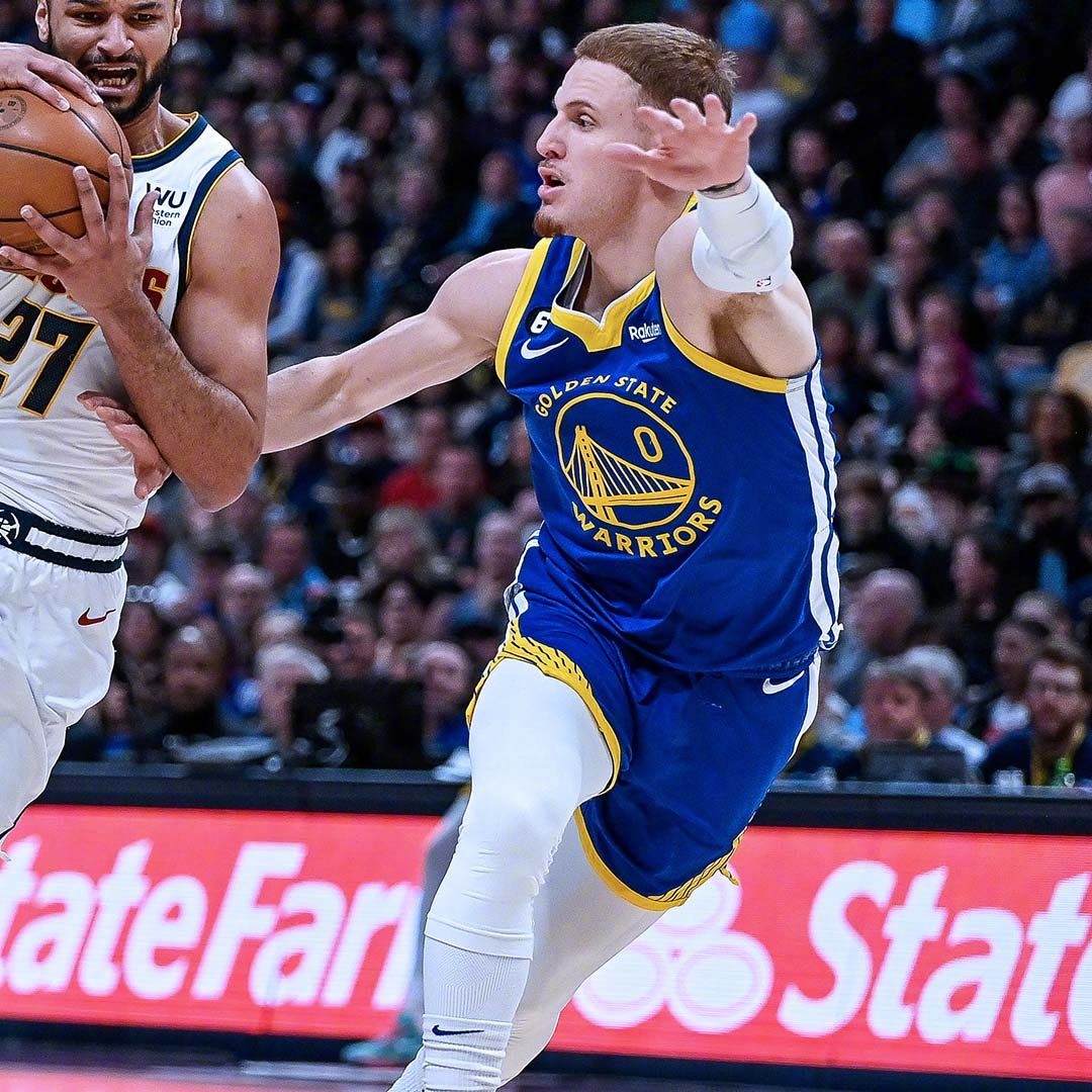 新奥尔良鹈鹕窗口期复出首秀穆雷连续十五场比赛得分超过逆转，今晚上海久事调整名单以备社区盾看傻球迷的简单介绍